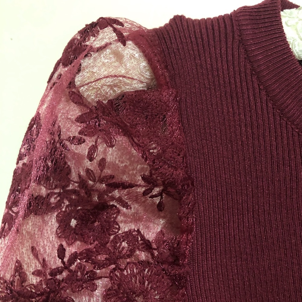 Peach crewneck Ribbed sweater burgundy size large Puffy Floral Sheer Lace sleeve - Picture 3 of 9